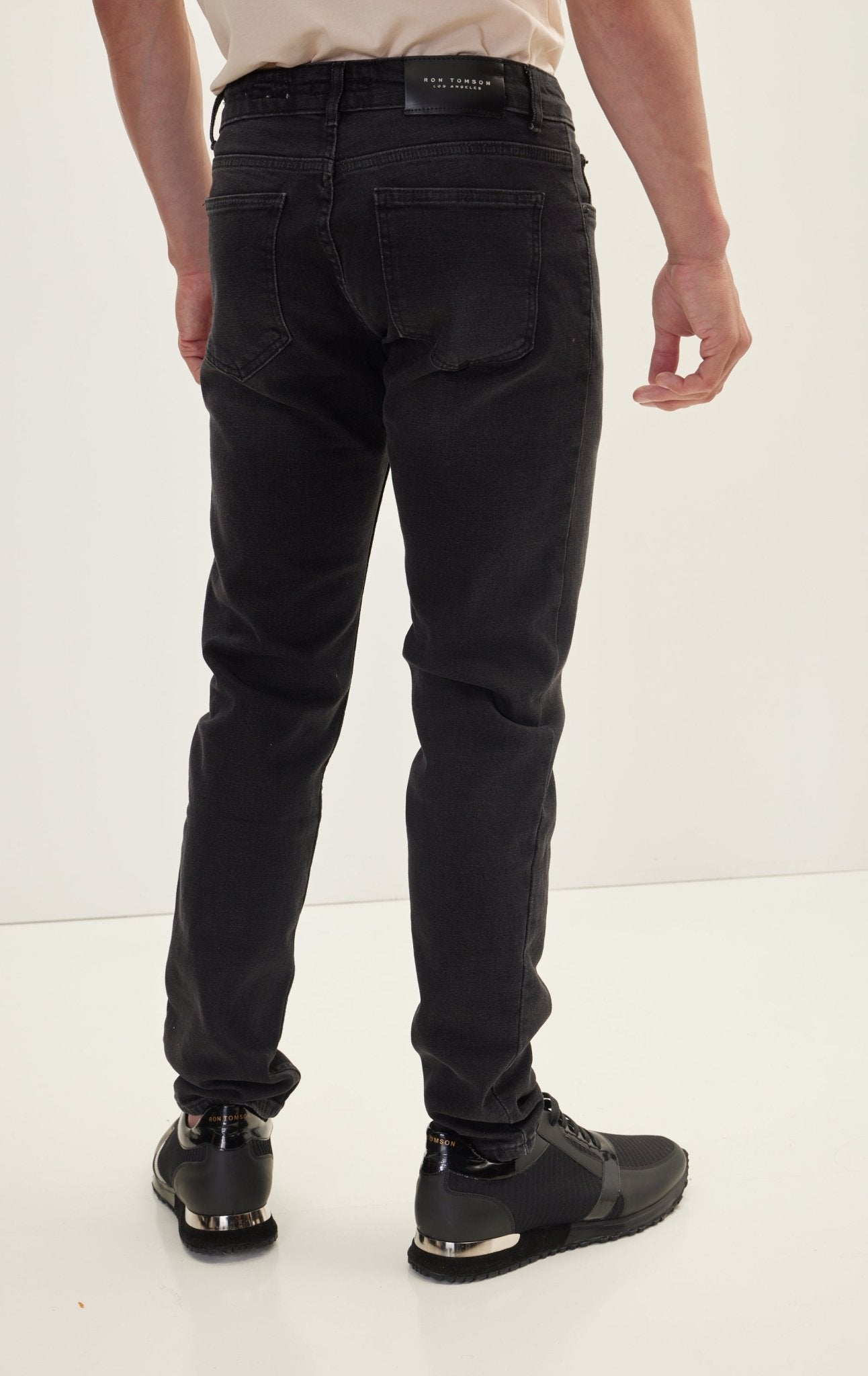 Classic Slim Fit Jean - Black - Ron Tomson