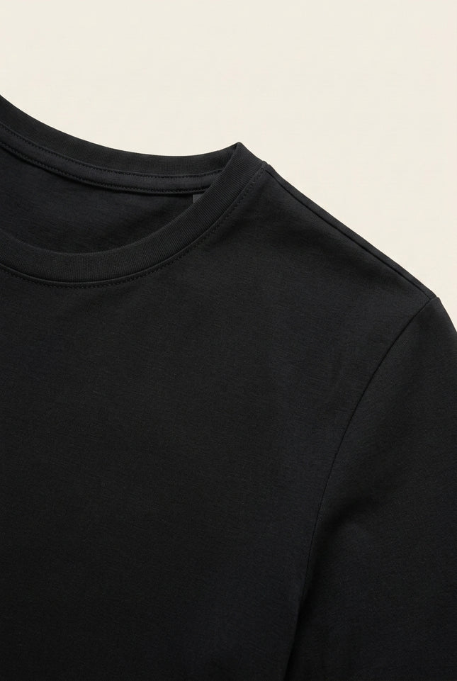 Crew Neck T-shirt - Black - Detail