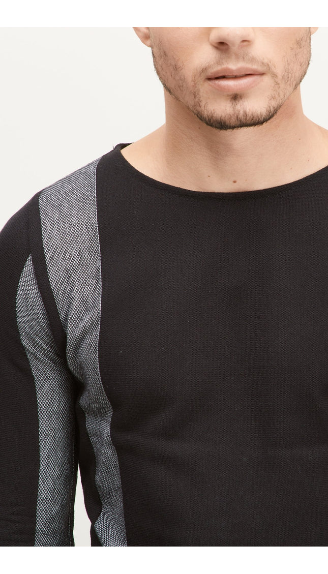 Elongated Contrasting Sweater - Black - Ron Tomson