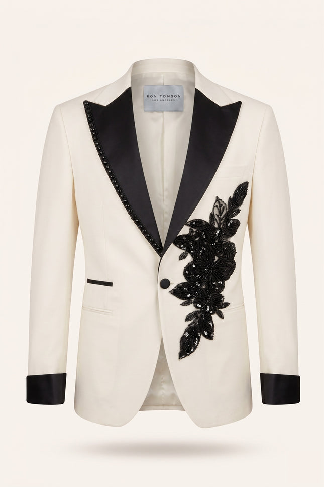 Hand Appliqué Wide Peak Lapel Embellished Tuxedo - White