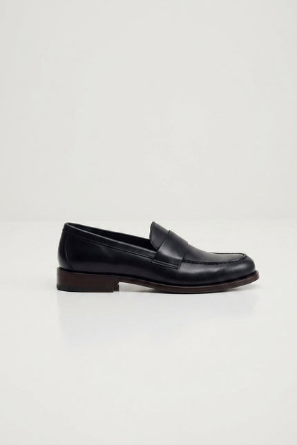 Maverick Leather Loafer - Black - Side