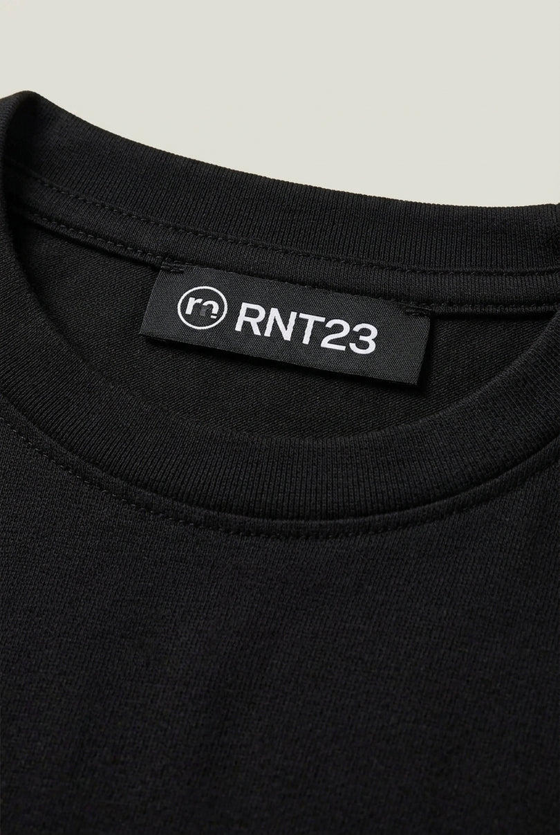 Muscle Fit T-Shirt - Black - Detail