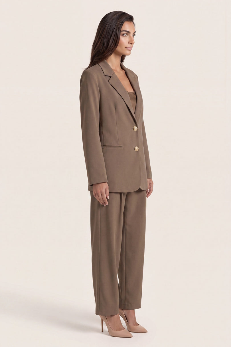 Oversized Single-Breasted Suit - Brown - side view