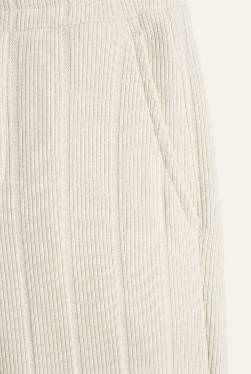 Relaxed Ribbed Pants - White - Detail