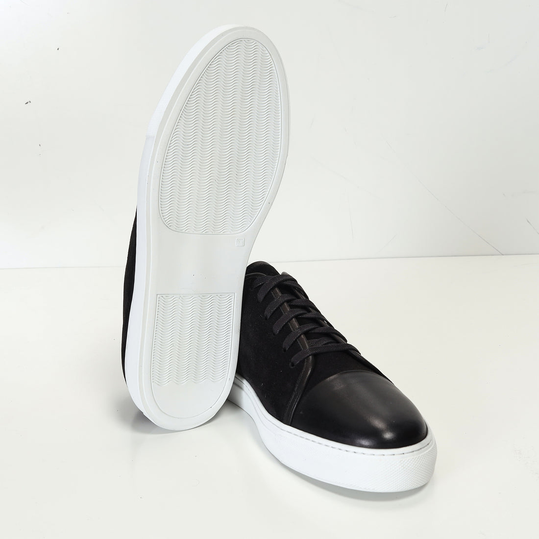 Leather and Suede Court Sneakers - Black White