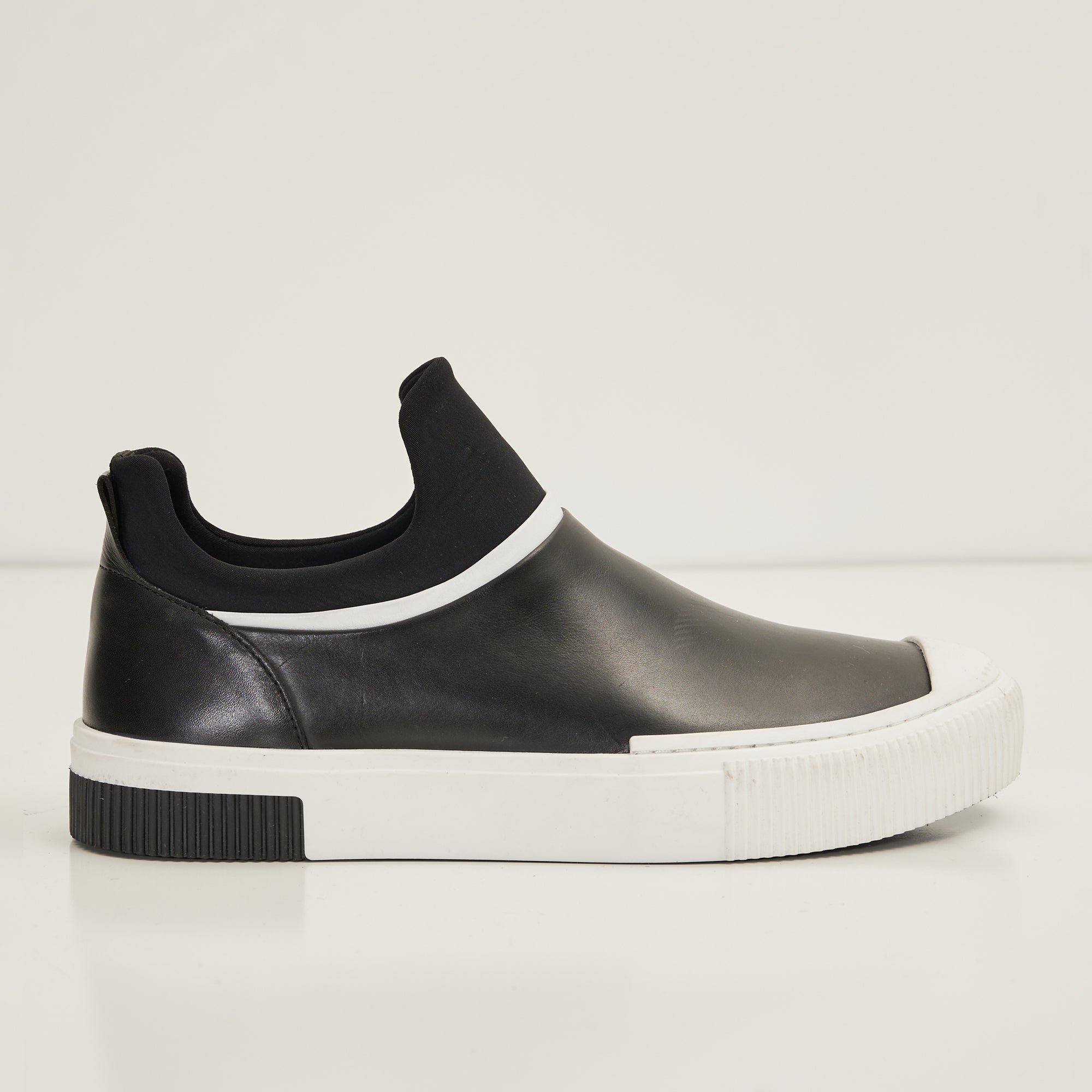 The King - Leather Skate Slip Ons - Neoprene And Leather Black - Ron Tomson