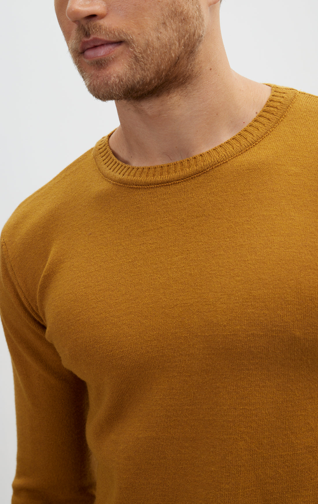 N° 6457 classic crew neck sweater - MUSTARD