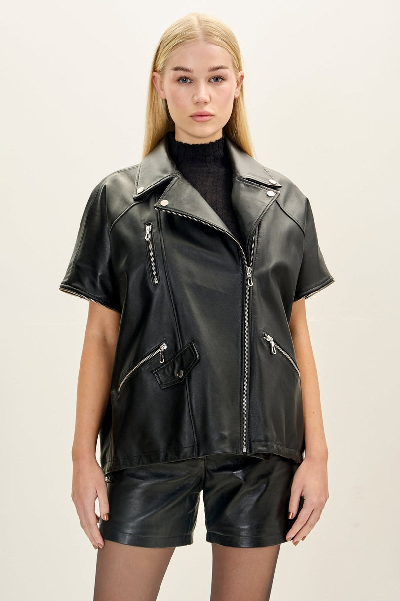 Lambskin Leather Jacket with Removable Sleeves - Black - freestyle view