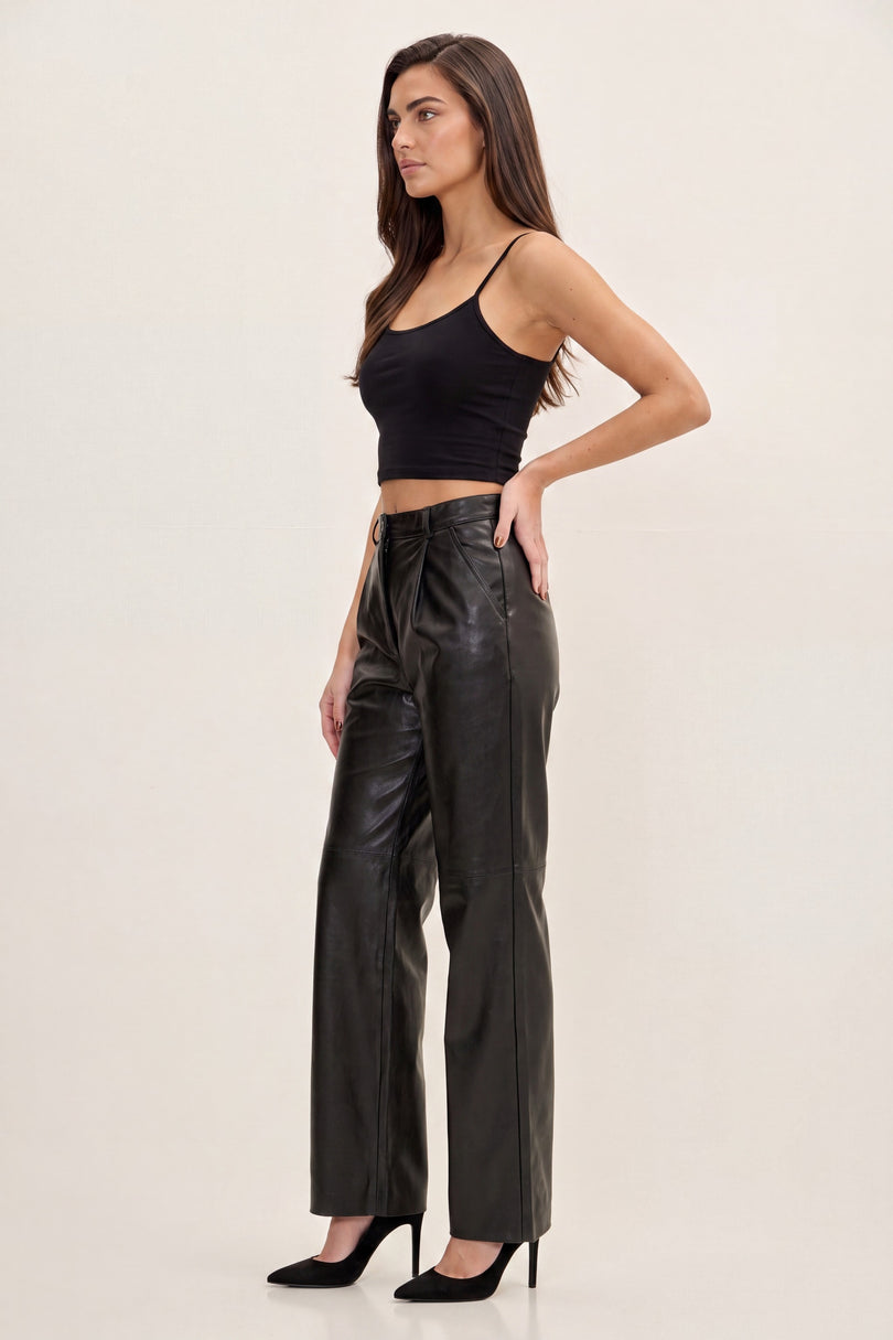 Nappa Lambskin Pleated Pants - Black - side view