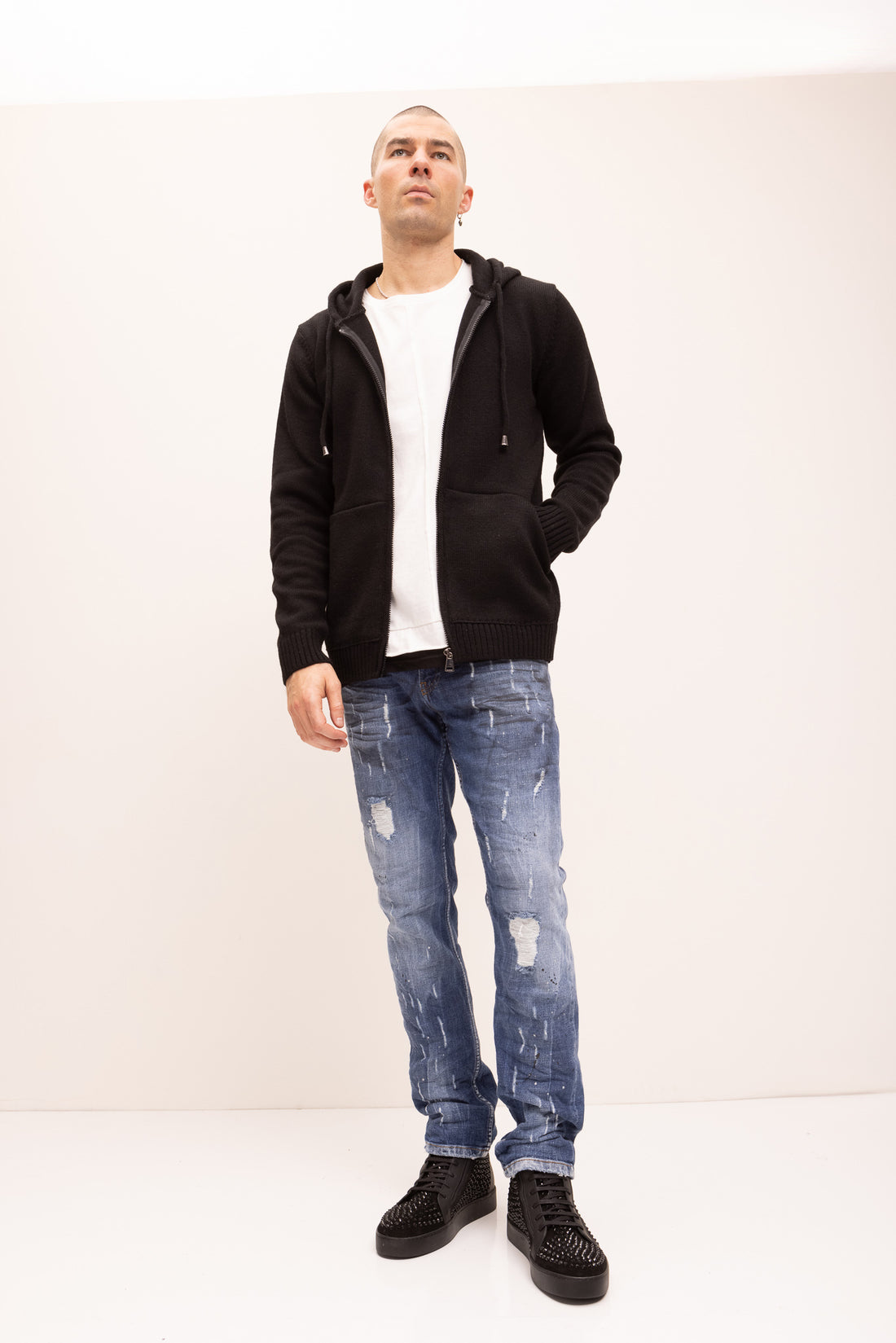 FULL ZIP CLOSURE KNITTED JACKET - BLACK - Ron Tomson