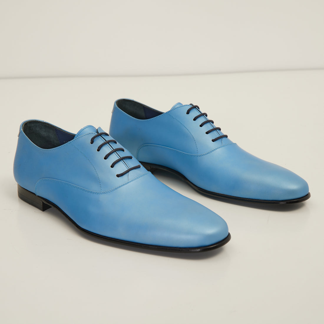 N° D1018 PATENT LEATHER OXFORDS - METALLIC SKY BLUE