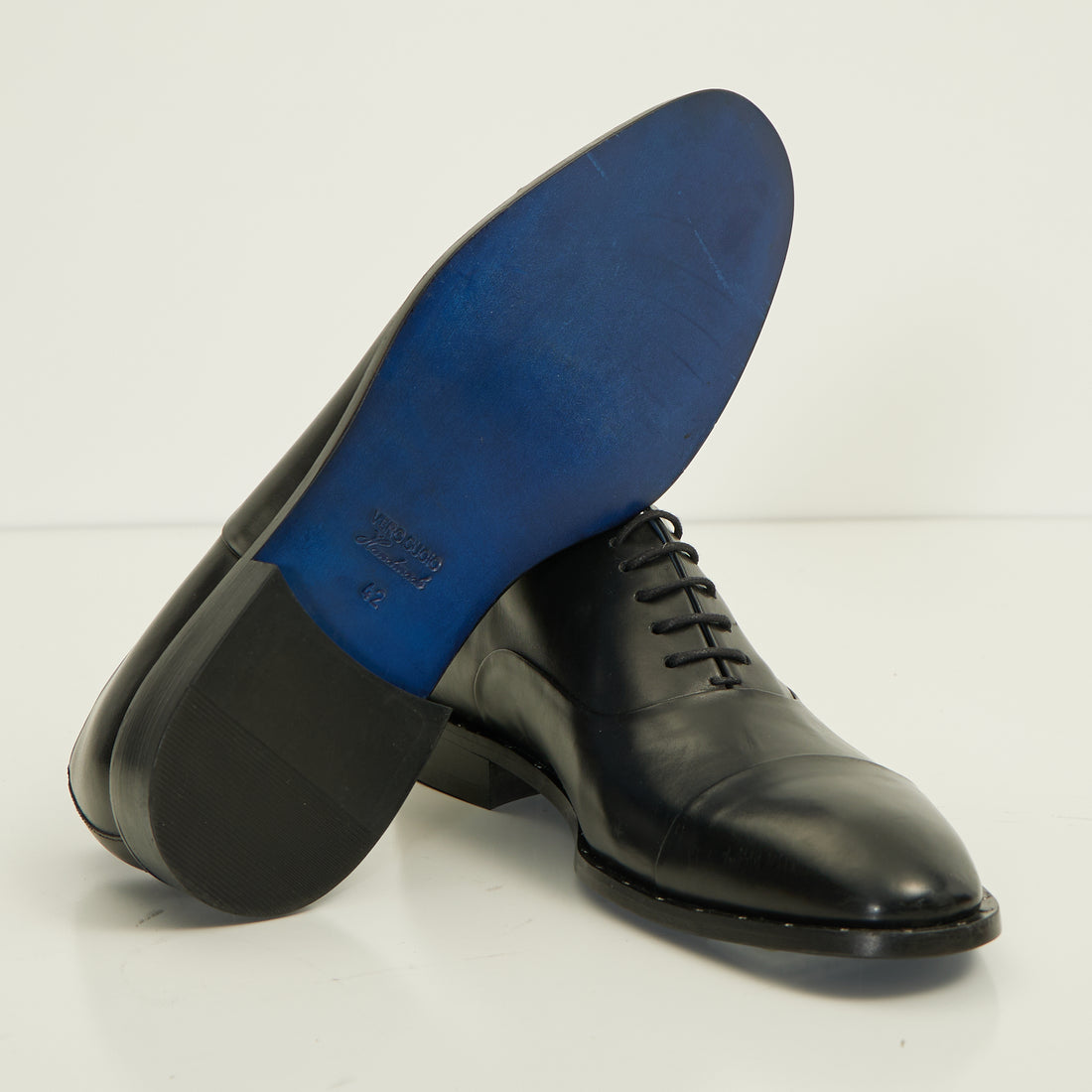 N°  D4451 THE STUDDED CAP TOE OXFORDS POLISHED LEATHER - BLACK