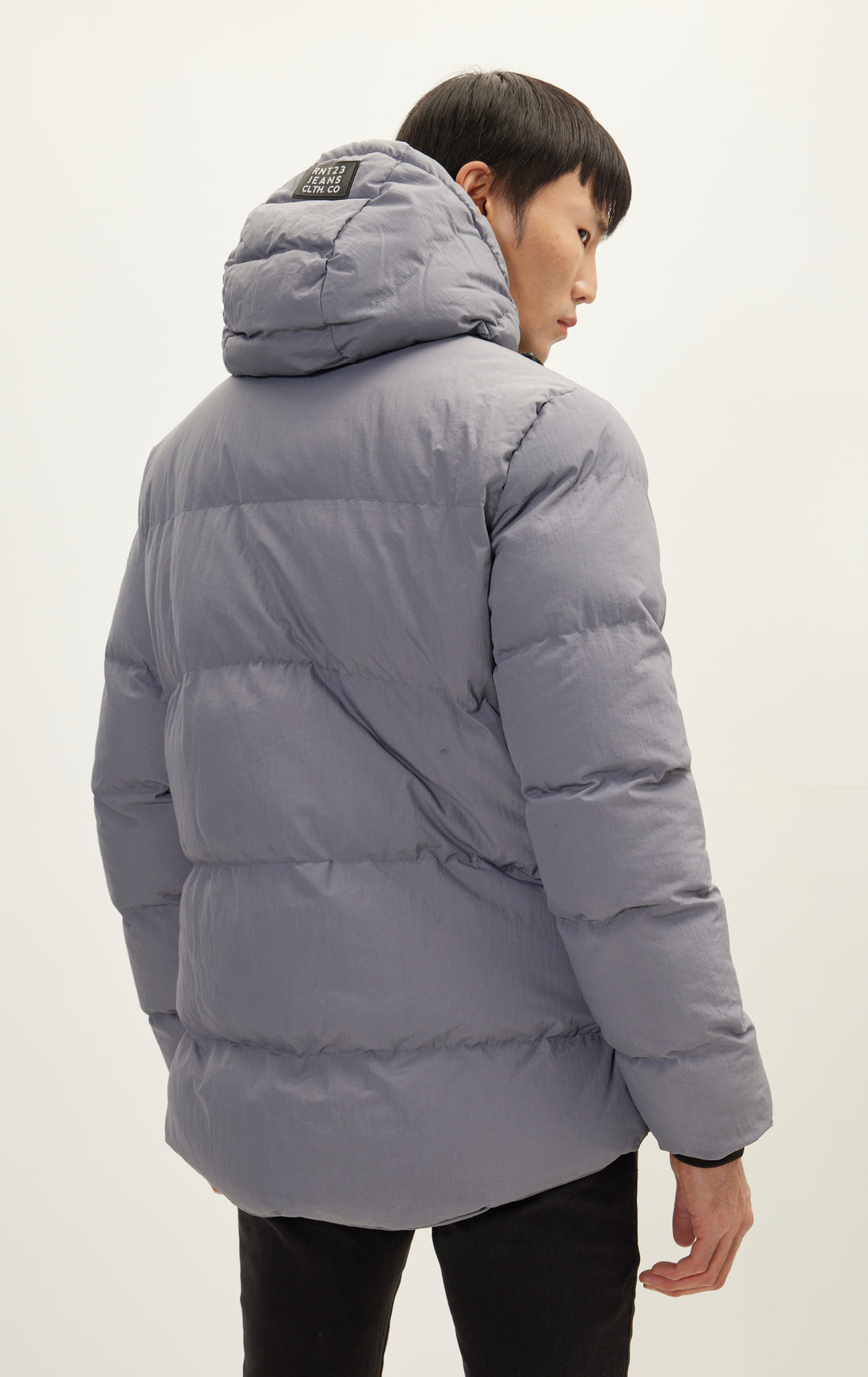 Nr. 71269 Wattierter Mantel mit Kapuze – Grau