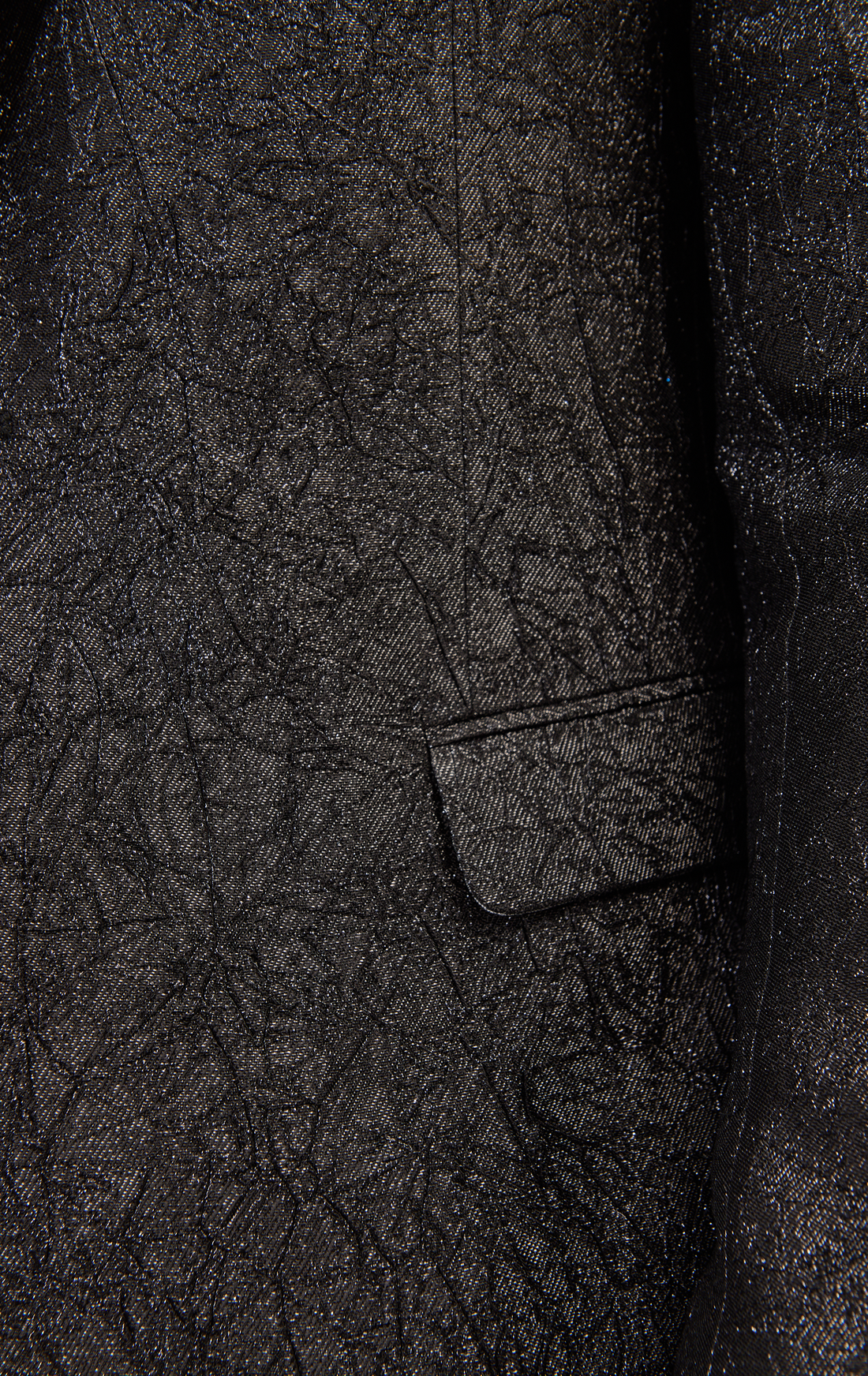 N° RZ117 Crack Texture Pleated Metallic Tuxedo Jacket - BLACK