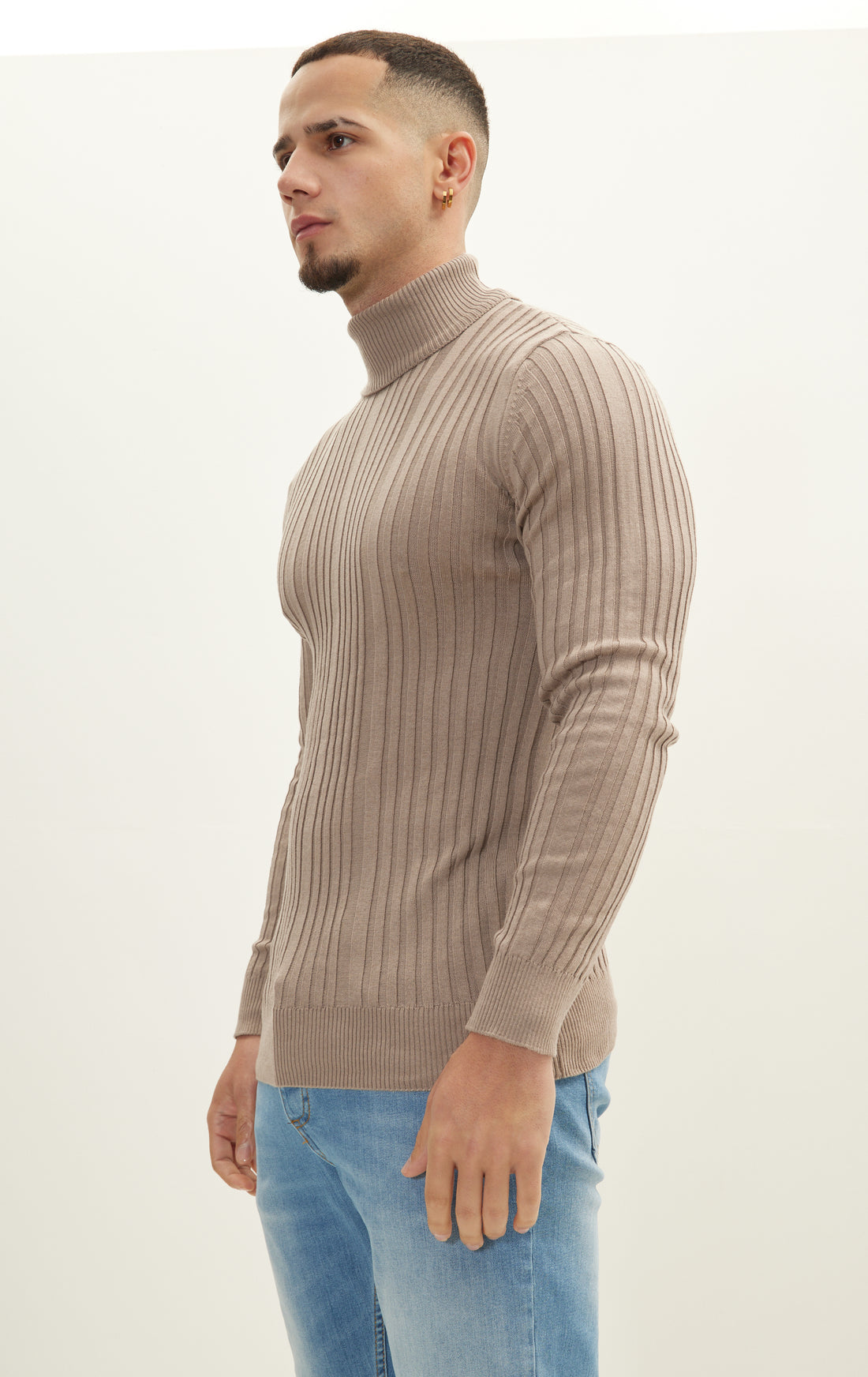 Ребристый свитер с круглым вырезом - Vizon